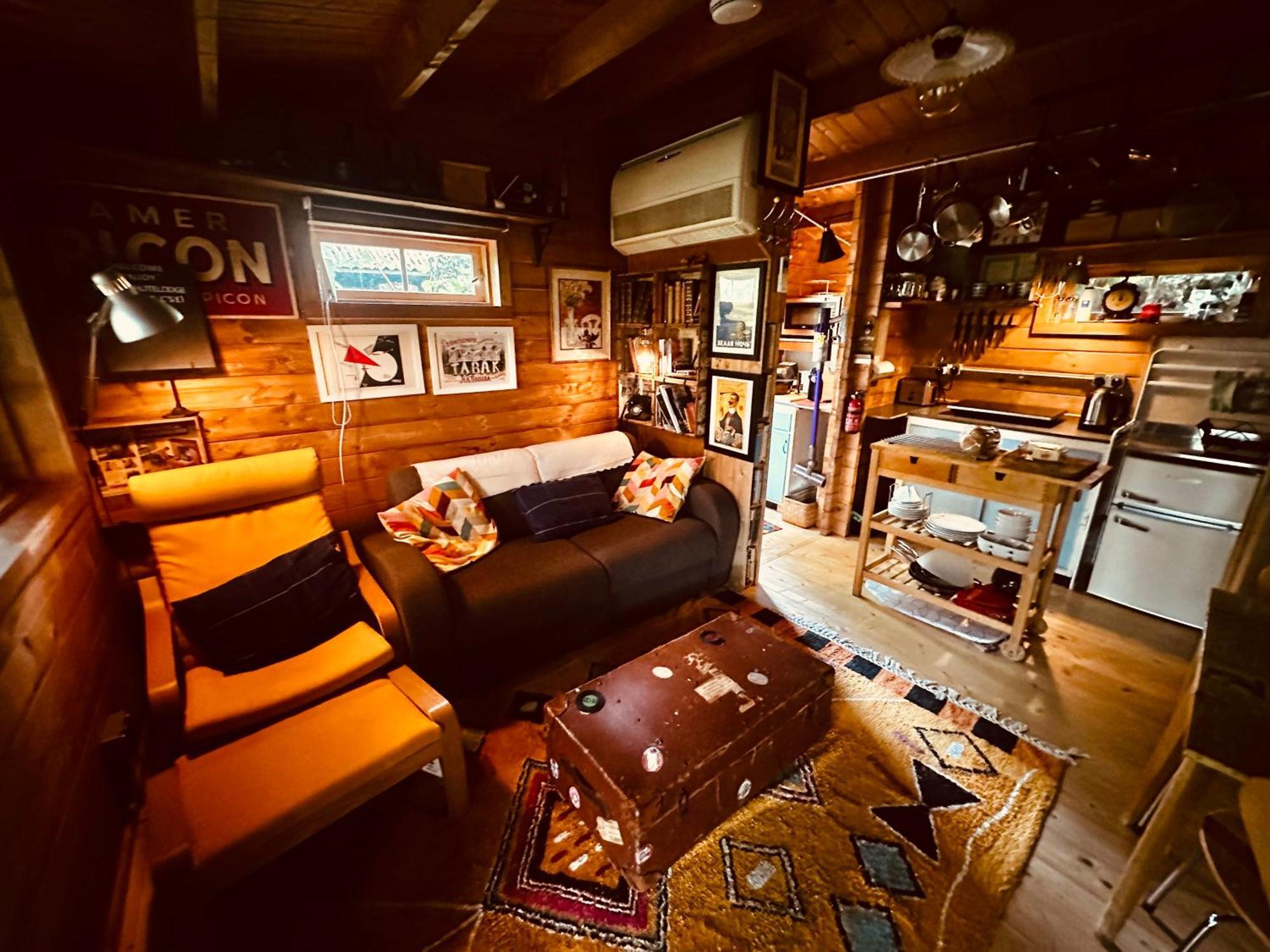 Retro Private Lodge With Hot Tub Nr Dartmoor Ньютон Эбэт Экстерьер фото